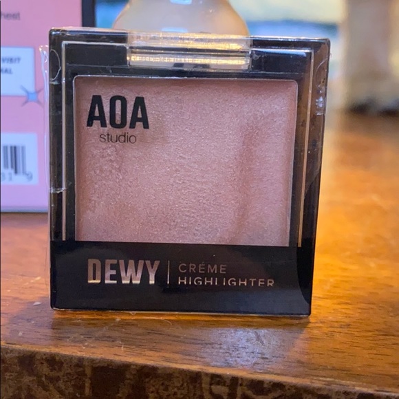 AOA studios Makeup Aoa Studio Set Poshmark